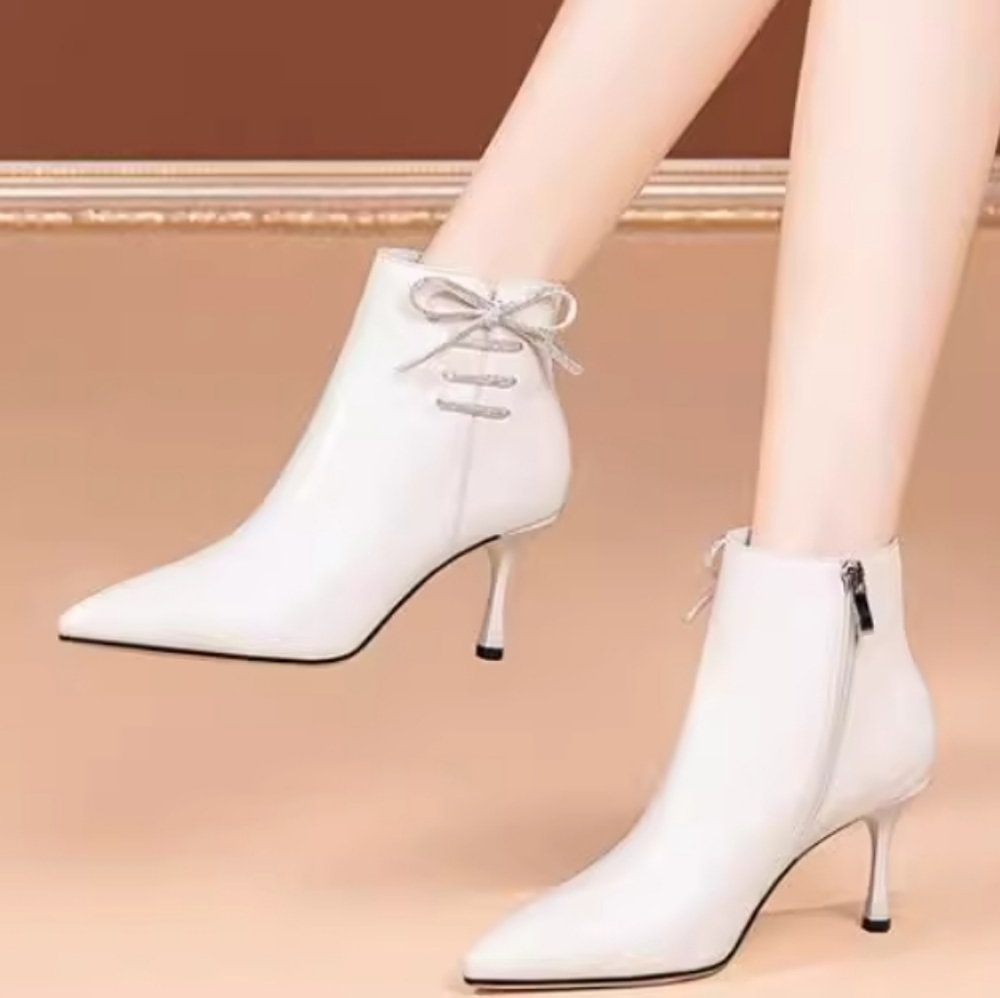 women shoes Heels